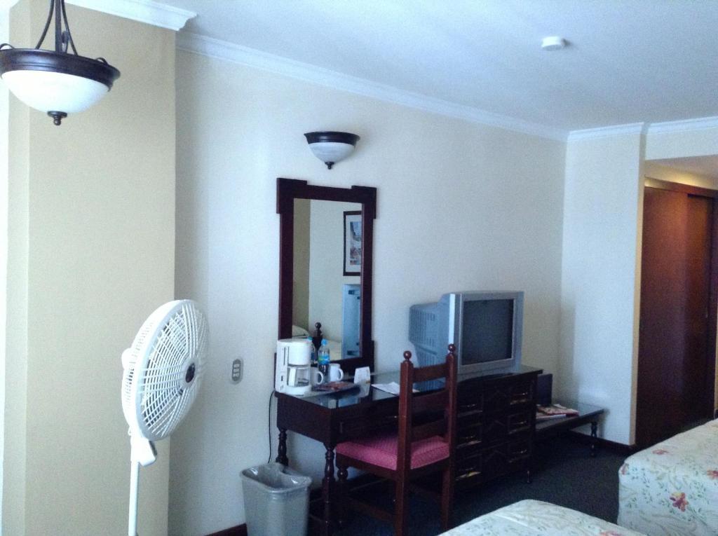 Hotel Real De Uruapan Uruapan  Номер фото