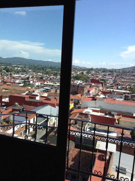 Hotel Real De Uruapan Uruapan  Экстерьер фото