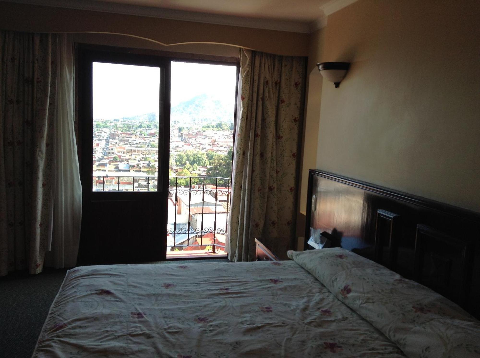 Hotel Real De Uruapan Uruapan  Экстерьер фото